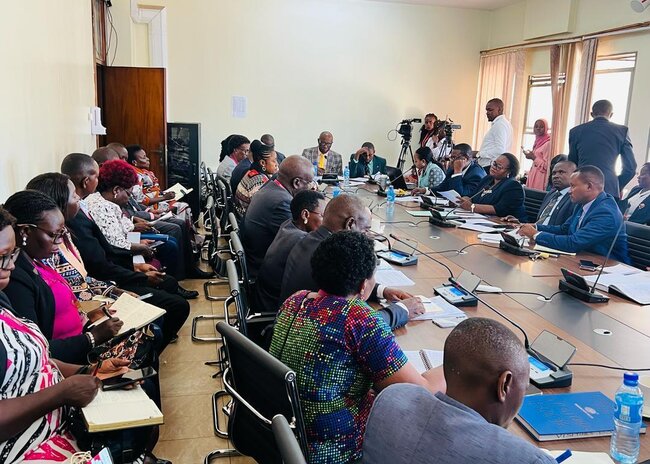 High&#x20;level&#x20;meeting&#x20;with&#x20;Parliamentary&#x20;Health&#x20;Committee&#x20;addresses&#x20;future&#x20;of&#x20;Ugandas&#x20;HIV&#x20;Response