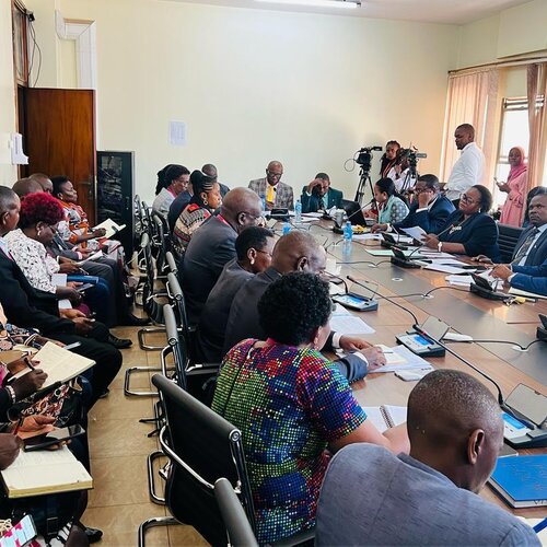High&#x20;level&#x20;meeting&#x20;with&#x20;Parliamentary&#x20;Health&#x20;Committee&#x20;addresses&#x20;future&#x20;of&#x20;Ugandas&#x20;HIV&#x20;Response