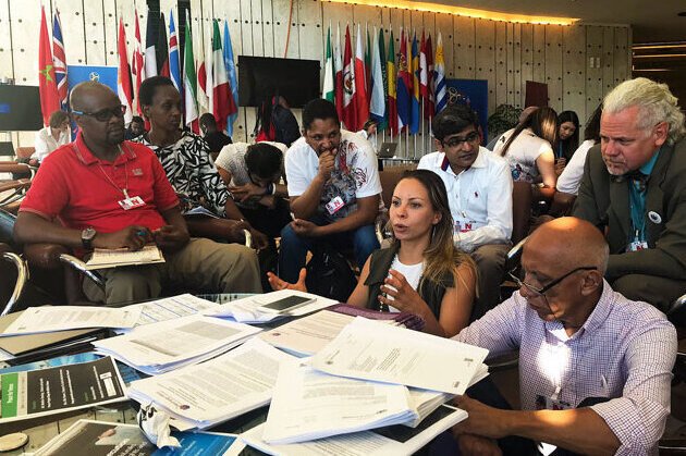 Members&#x20;of&#x20;Men&#x20;Engage&#x20;hold&#x20;a&#x20;strategy&#x20;meeting&#x20;at&#x20;the&#x20;Human&#x20;Rights&#x20;Council&#x20;in&#x20;geneva&#x20;in&#x20;2018