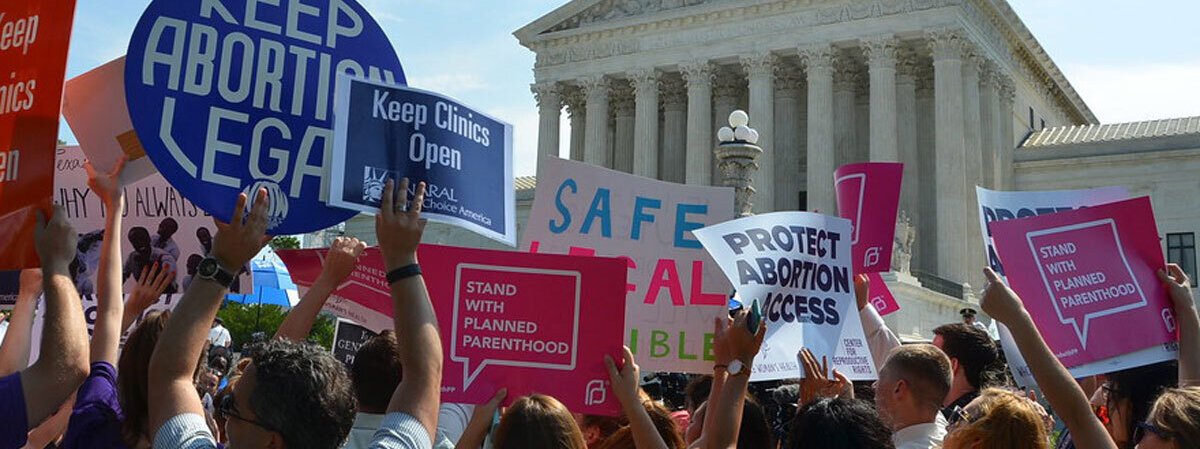 Urgent&#x20;response&#x20;to&#x20;the&#x20;decision&#x20;of&#x20;the&#x20;Supreme&#x20;Court&#x20;of&#x20;the&#x20;United&#x20;States&#x20;to&#x20;overturn&#x20;Roevs&#x20;Wade&#x20;jpg