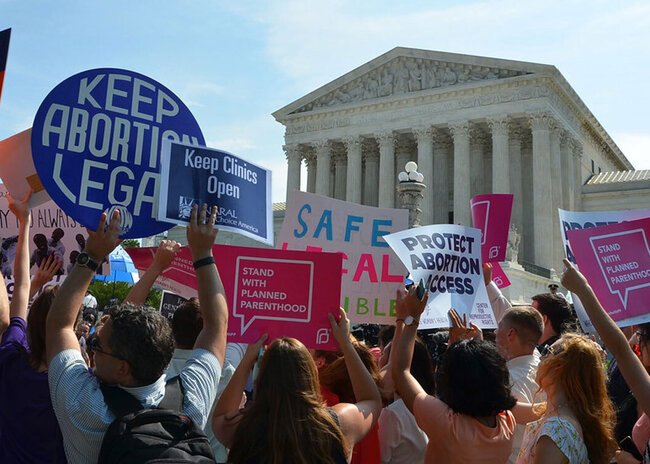 Urgent&#x20;response&#x20;to&#x20;the&#x20;decision&#x20;of&#x20;the&#x20;Supreme&#x20;Court&#x20;of&#x20;the&#x20;United&#x20;States&#x20;to&#x20;overturn&#x20;Roevs&#x20;Wade&#x20;jpg